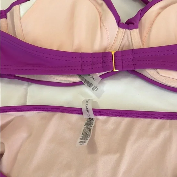 Victoria's Secret Bikini set with Gold Accents - Picture 6 of 7